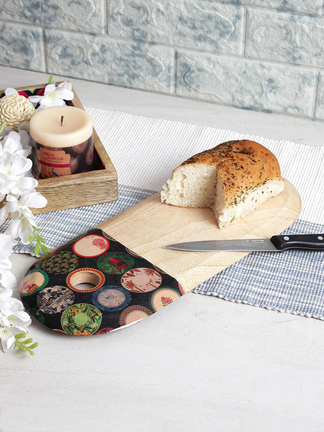 

India Circus by Krsnaa Mehta Platter Portrayal Cream & Black Printed Wooden Chopping Board