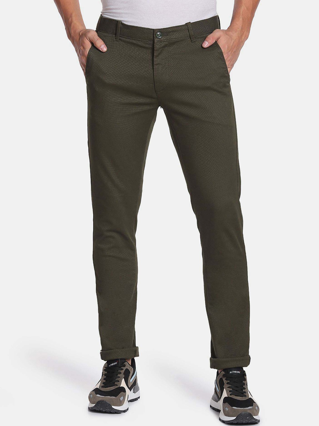 

Arrow Sport Men Textured Slim Fit Auto Flex Plus Chinos Trousers, Green