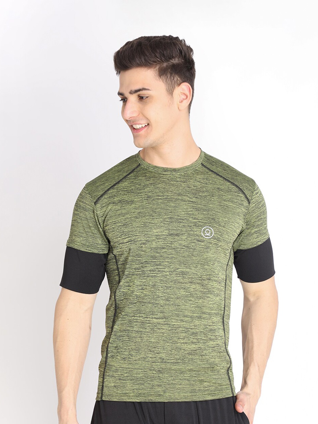 

CHKOKKO Men Olive Green Dri-FIT T-shirt