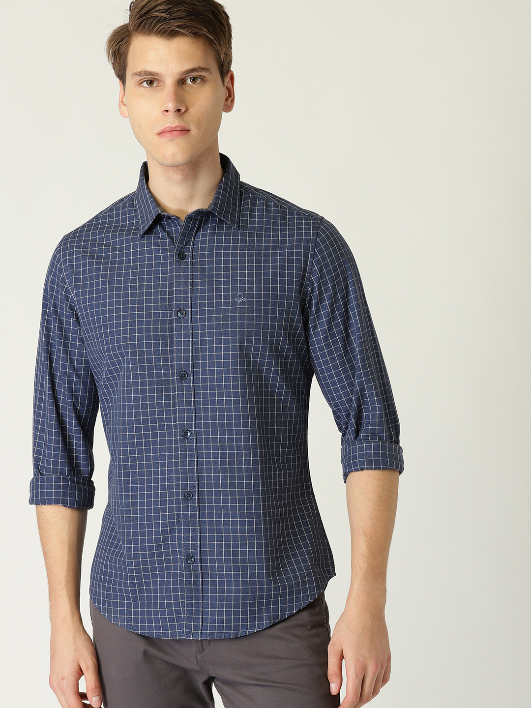 

United Colors of Benetton Men Navy & White Slim Fit Checked Casual Shirt, Navy blue