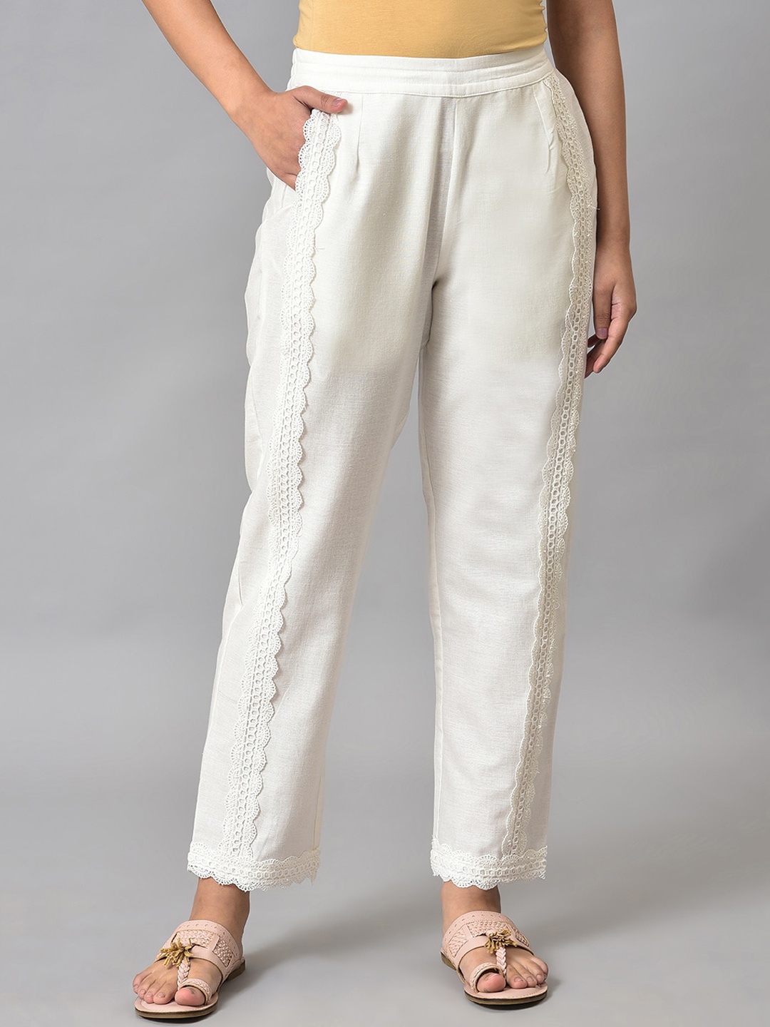 

W Women Mid-Rise Regular Fit Trousers, White