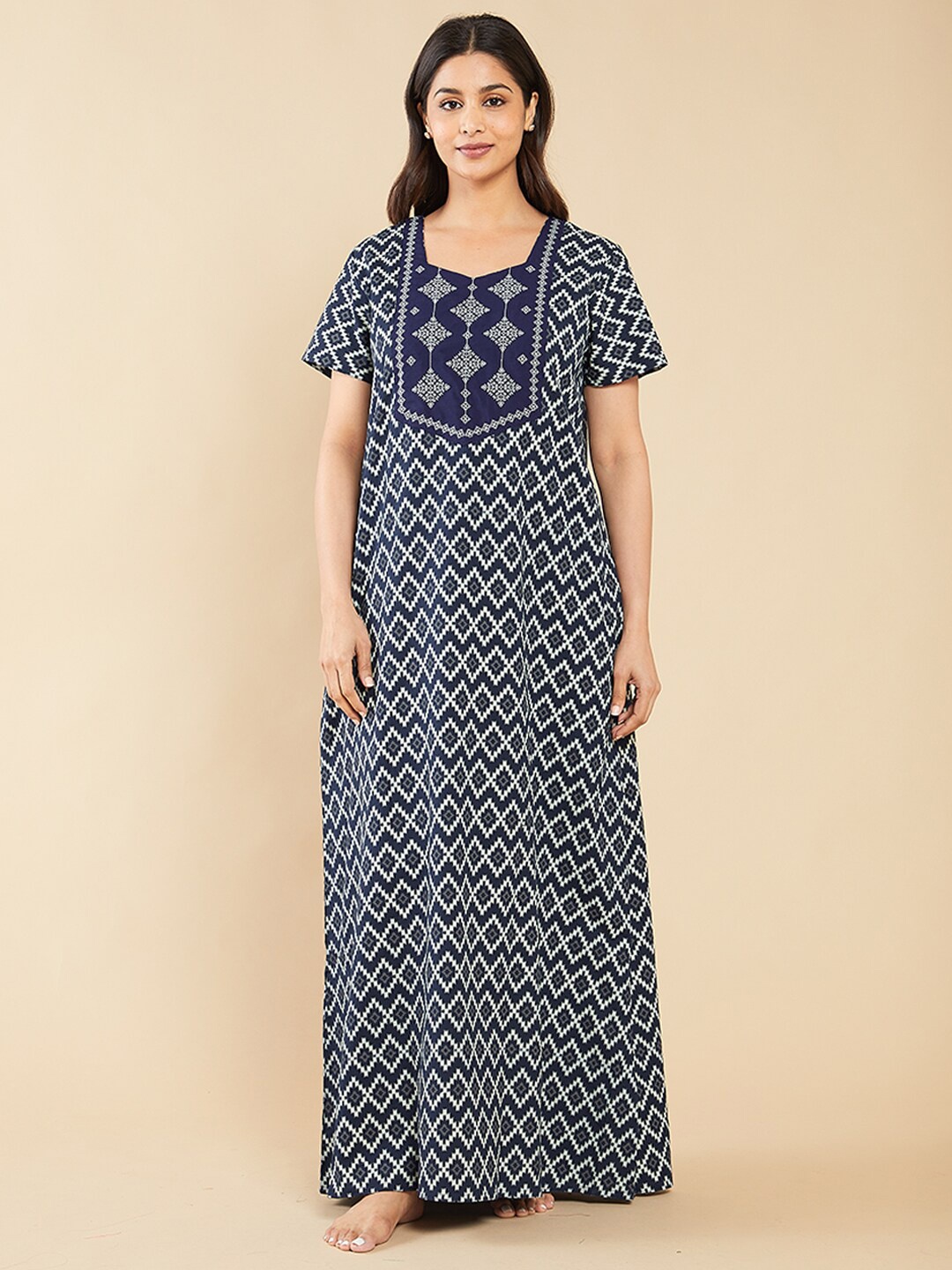 

Maybell Printed Pure Cotton Short Sleeves Maxi Nightdress, Navy blue