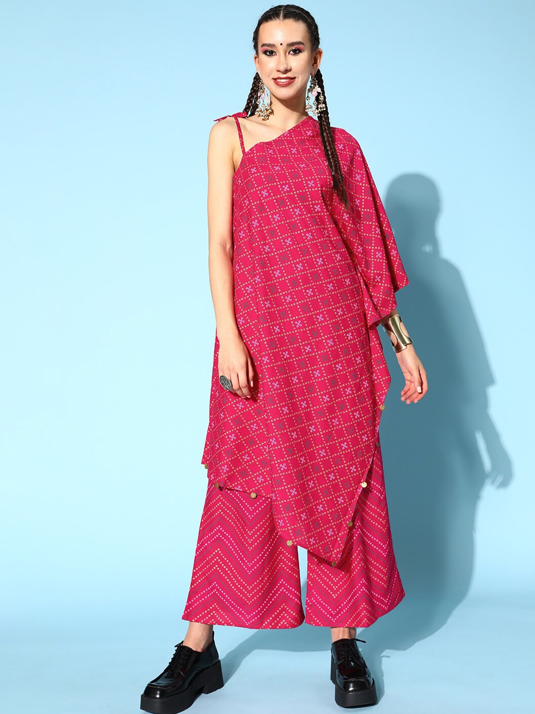 

Stylum Bandhani Printed Kurta with Palazzos, Magenta