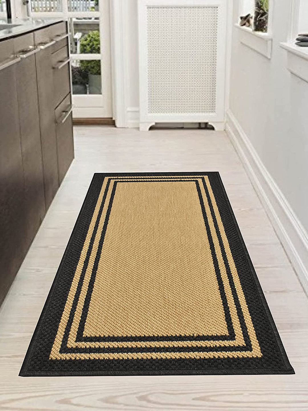 

Homitecture Black & Beige Rectangle Pure Jute Fiber Floor Runner