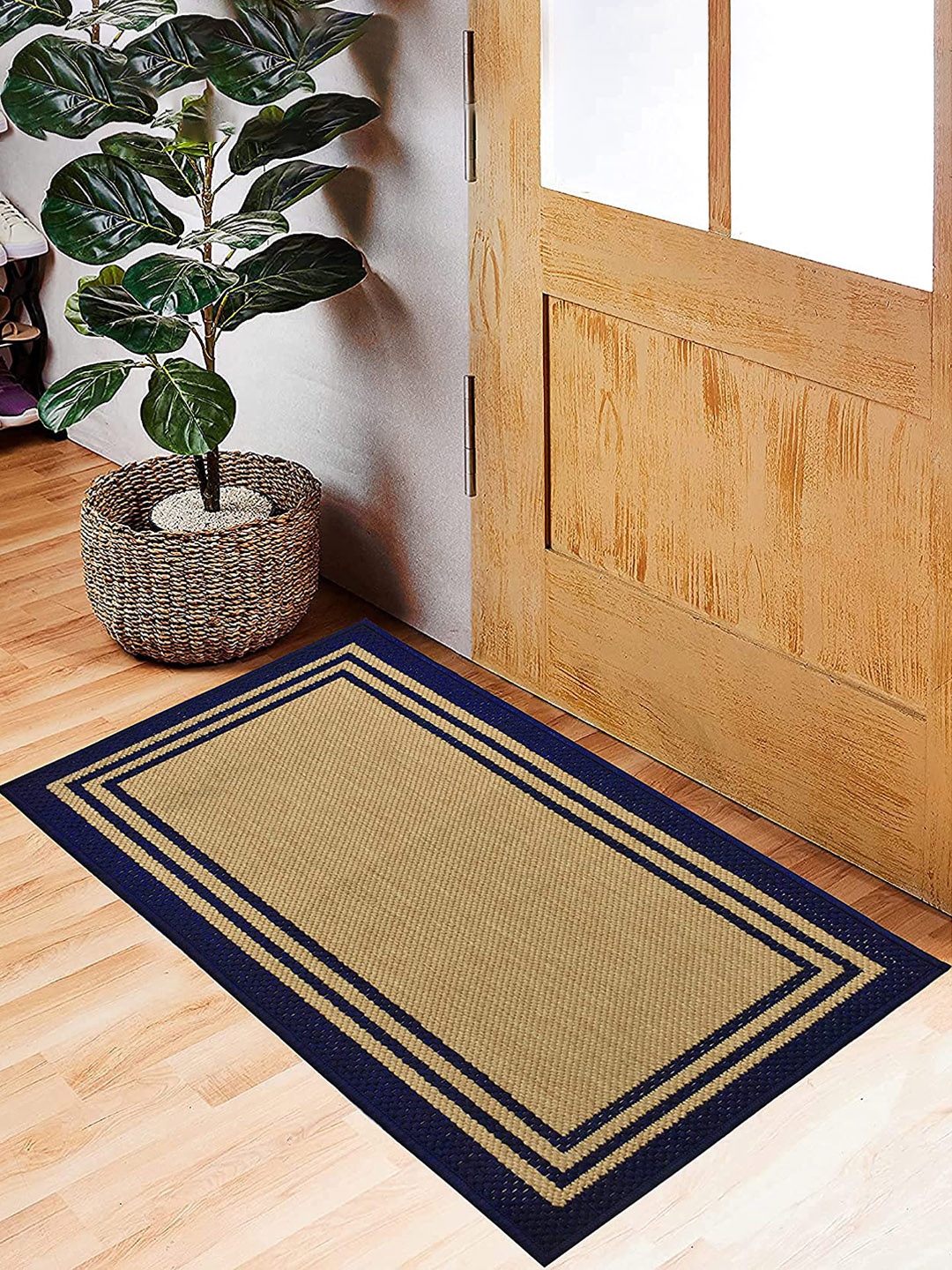 

Homitecture Navy Blue & Beige Rectangle Pure Jute Fiber Floor Runner