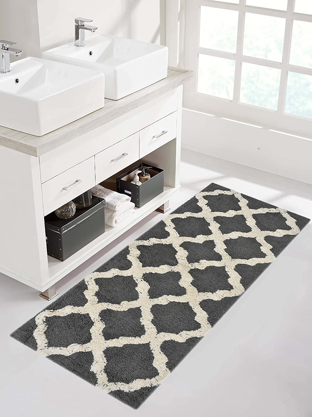 

Homitecture Grey & Beige Trellis- Patterned Floor Runner