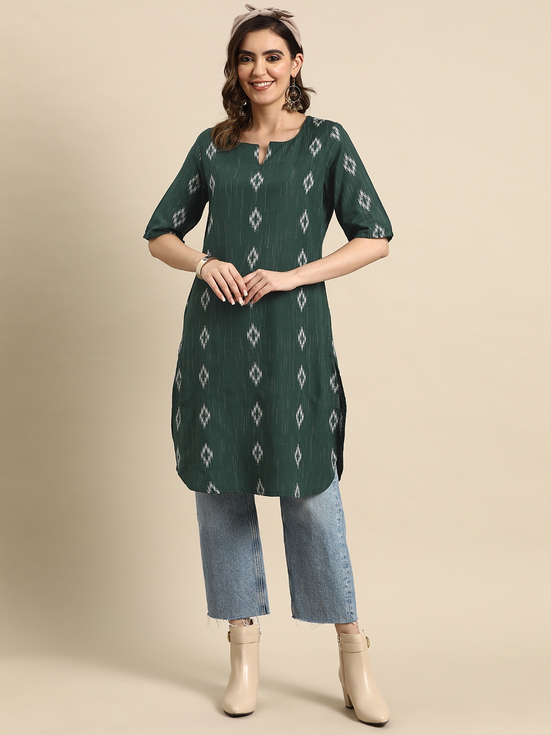 

Sangria Women Geometric Woven Design Straight Kurta, Green