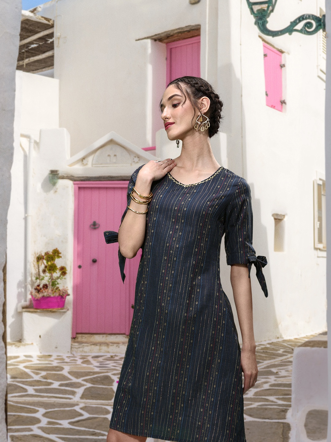 

Sangria Ethnic Motifs Woven Design A-Line Midi Dress, Navy blue