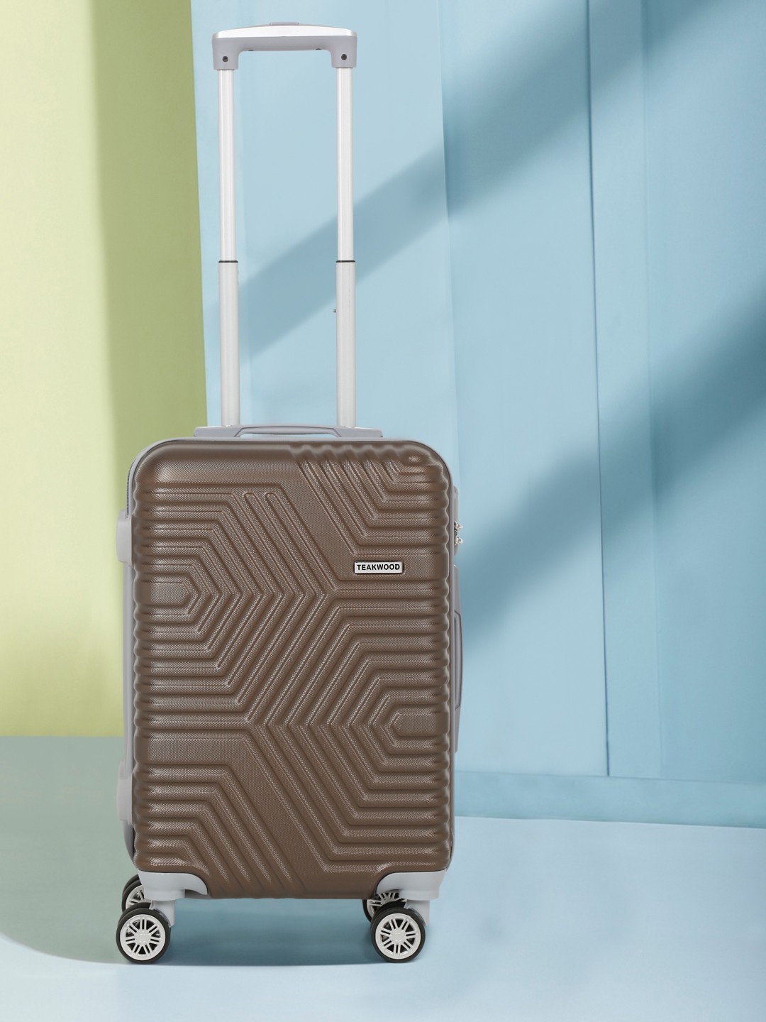 

Teakwood Leathers Textured Hard-Sided Cabin Suitcase Trolley Bag 40 L, Brown