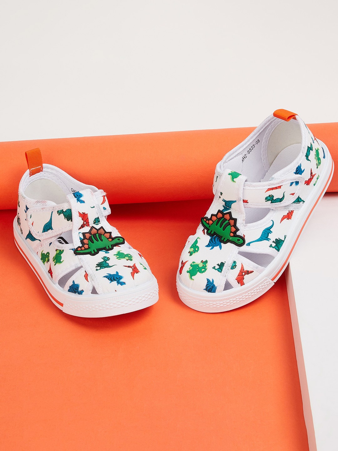 

Fame Forever by Lifestyle Boys Printed Canvas Sneakers, White