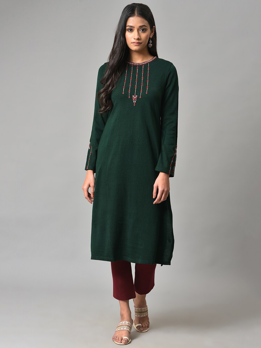 

W Women Ethnic Motifs Yoke Design Thread Work Acrylic Kurta, Green