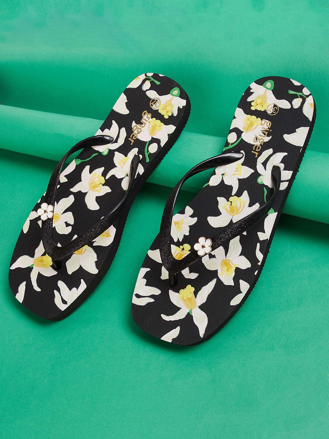 

Ginger by Lifestyle Women Printed Thong Flip-Flops, Black