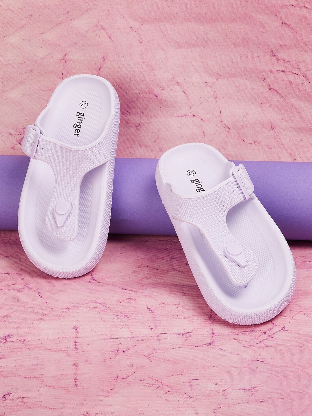 

Ginger by Lifestyle Women Thong Flip-Flops, Purple