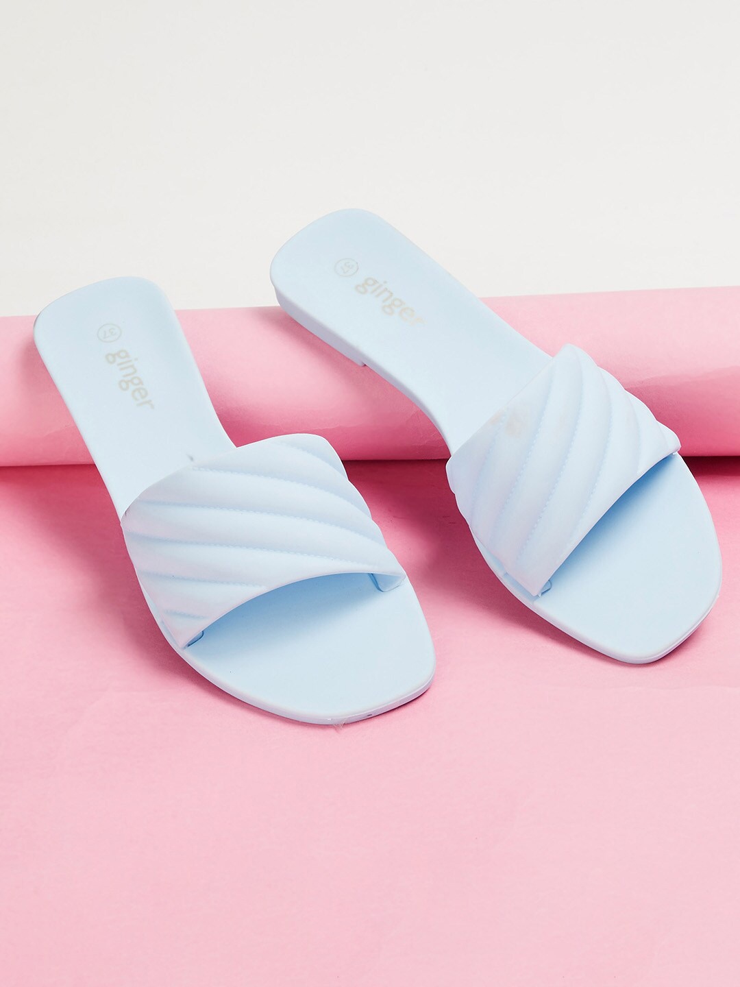 

Ginger by Lifestyle Women Open Toe Flats, Blue