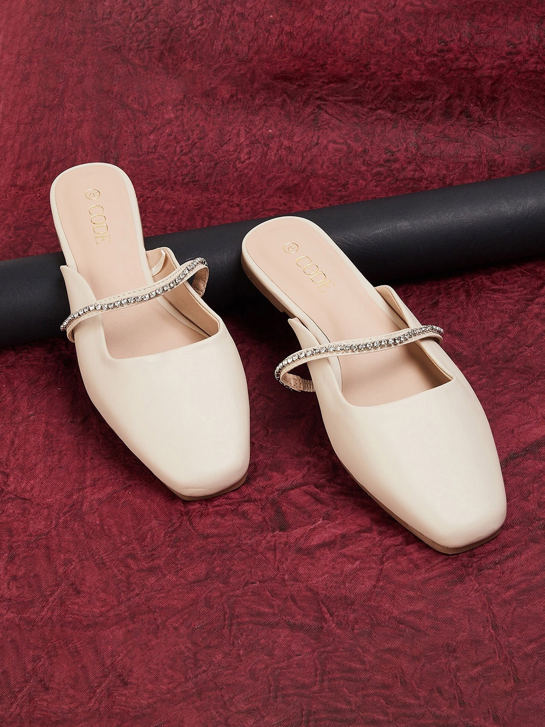 

CODE by Lifestyle Women No Back Strap Mules, Beige