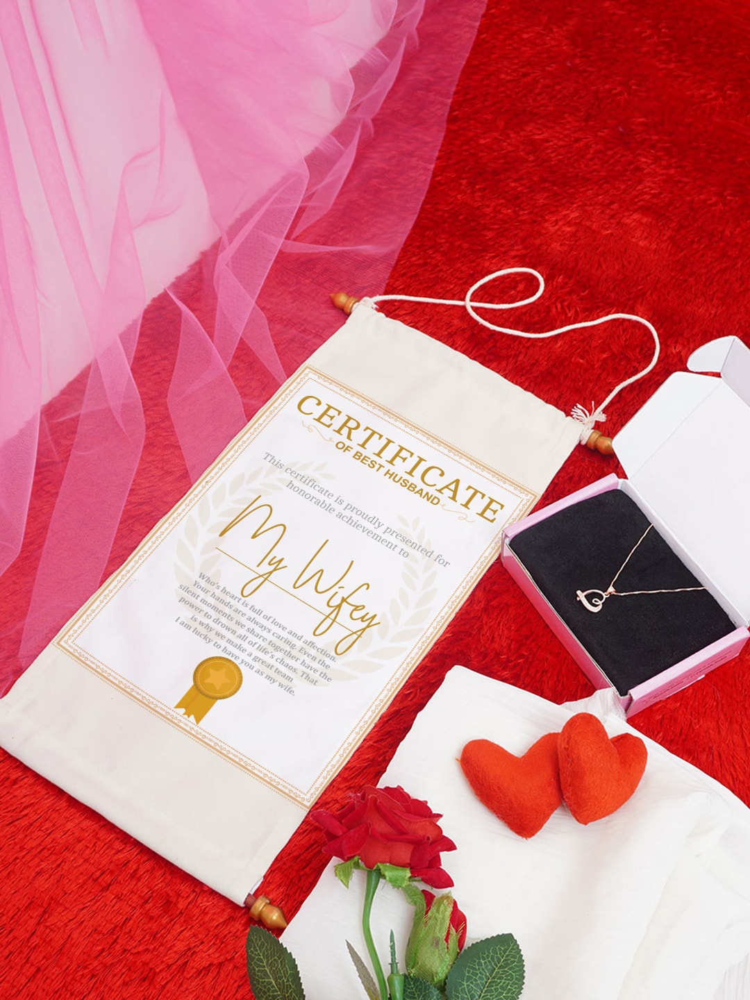 

Crazy Corner White & Yellow 2-Pieces Valentine Day Gift Set