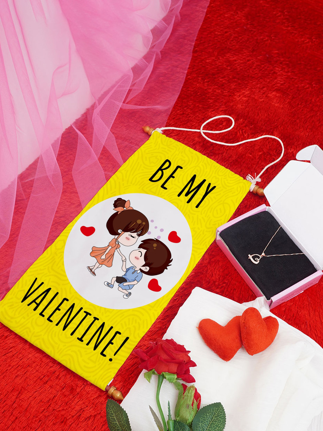 

Crazy Corner 2-Pieces Yellow and White Valentine's Day Gift Set