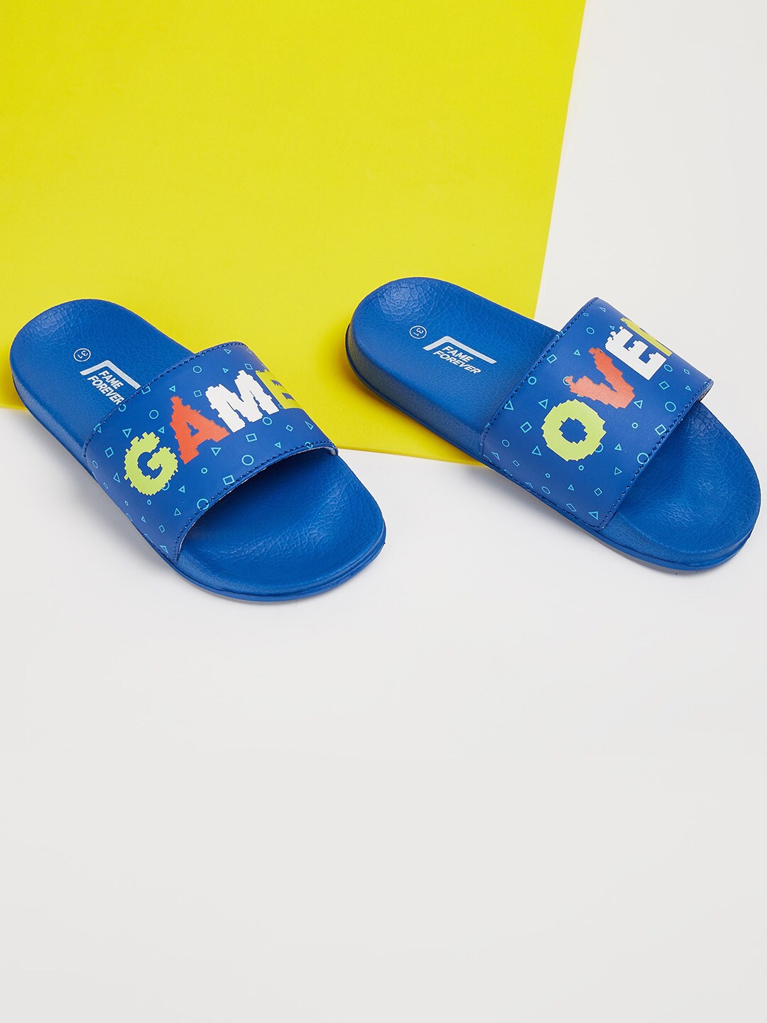 

Fame Forever by Lifestyle Boys Printed Rubber Sliders, Blue