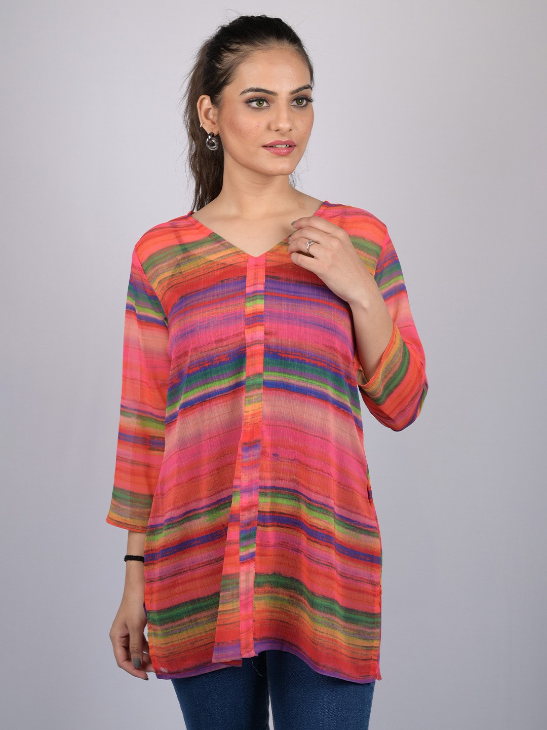 

OWO THE LABEL Abstract Printed V-neck Top, Red