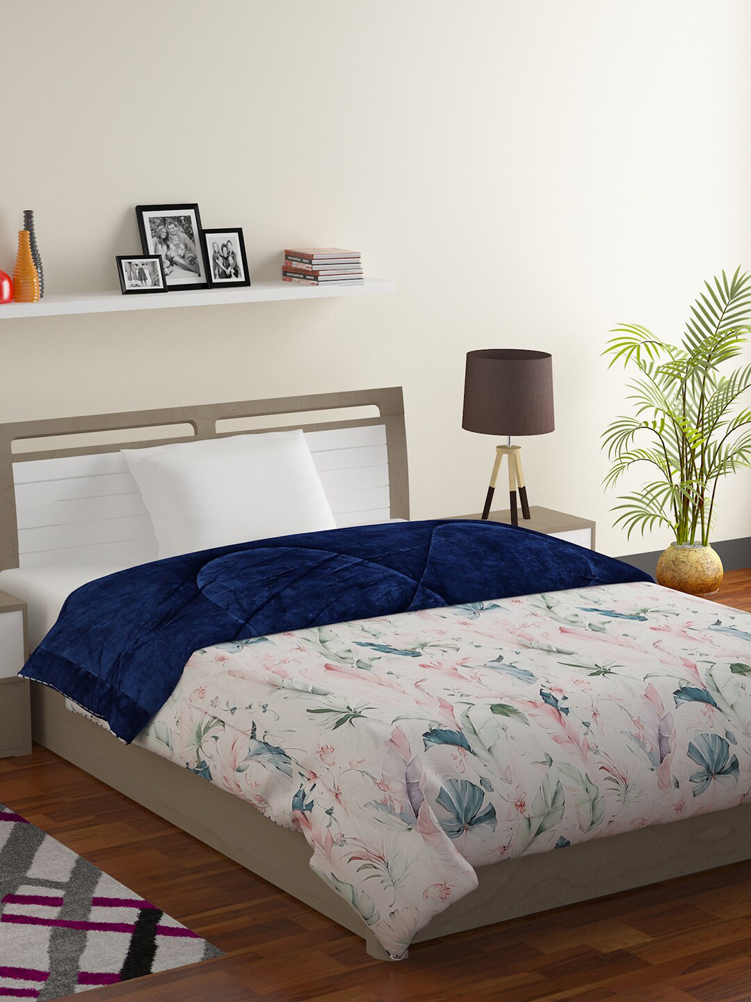 

BOMBAY DYEING Entice White & Blue Floral 787 GSM Single Bed Comforter