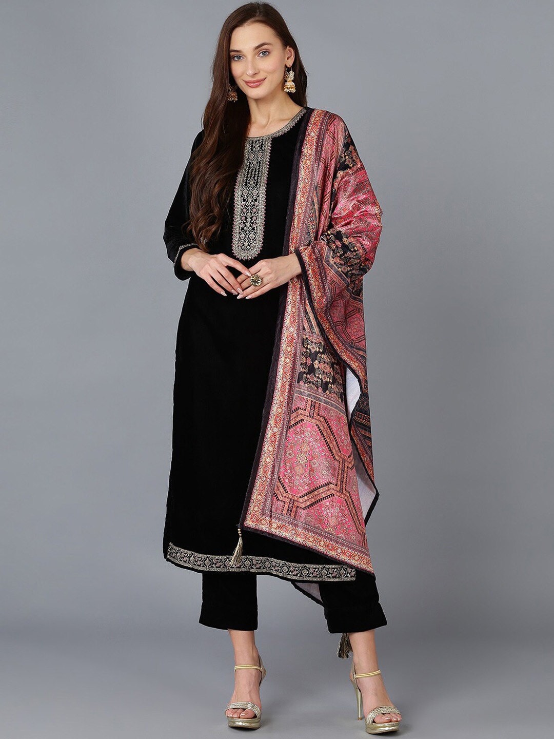 

AHIKA Floral Embroidered Sequinned Velvet Kurta with Trousers & With Dupatta, Black