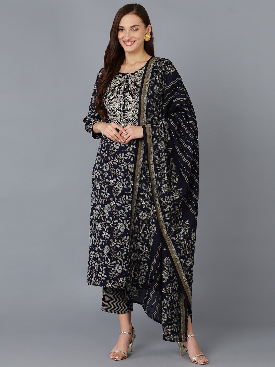 

AHIKA Women Floral Printed Kurta with Trousers & With Dupatta, Black