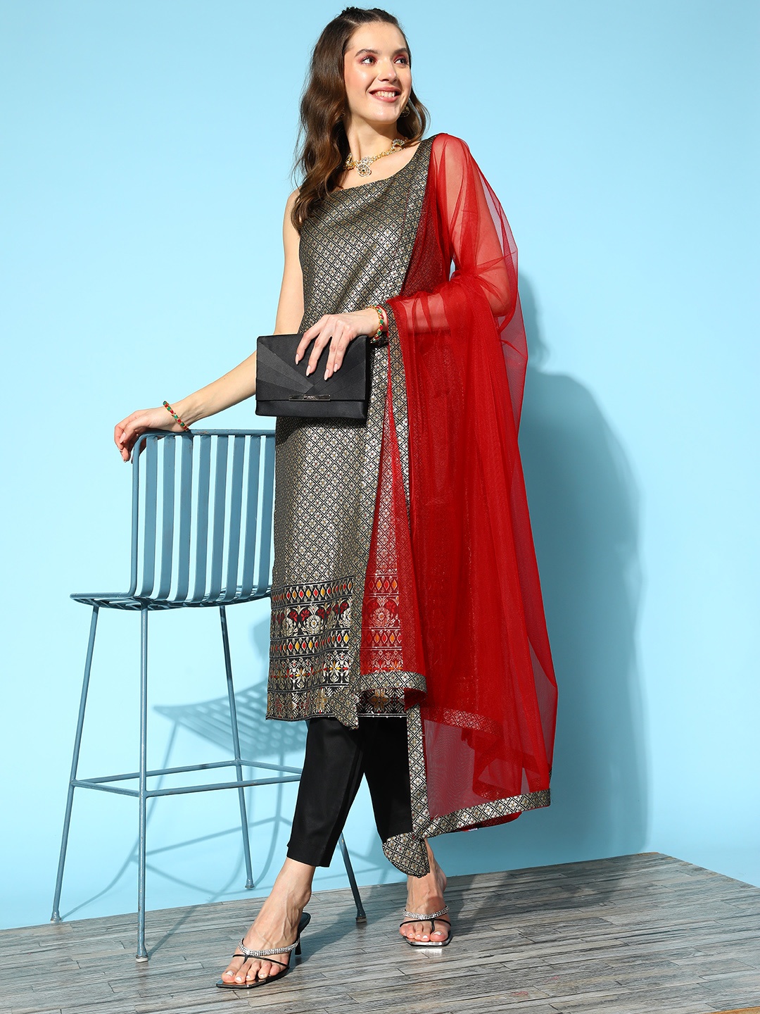 

Inddus Women Black Kurta With Trousers & Dupatta