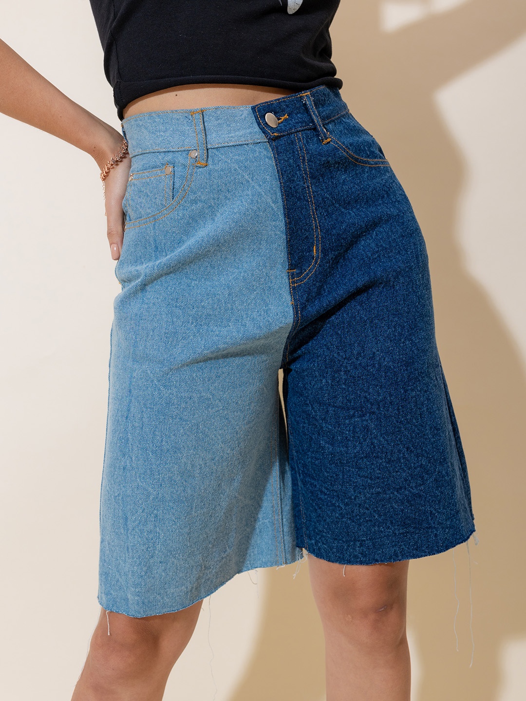 

Stylecast X Hersheinbox Women Colourblocked High-Rise Denim Shorts, Blue