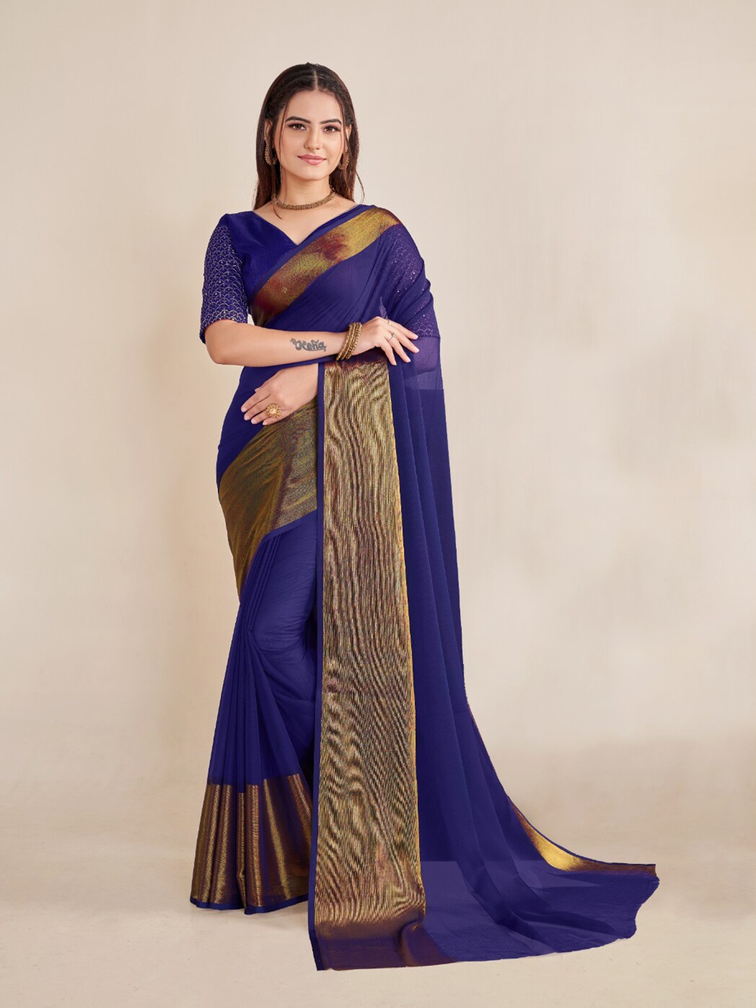 

Ambuja International Zari Border Saree, Navy blue