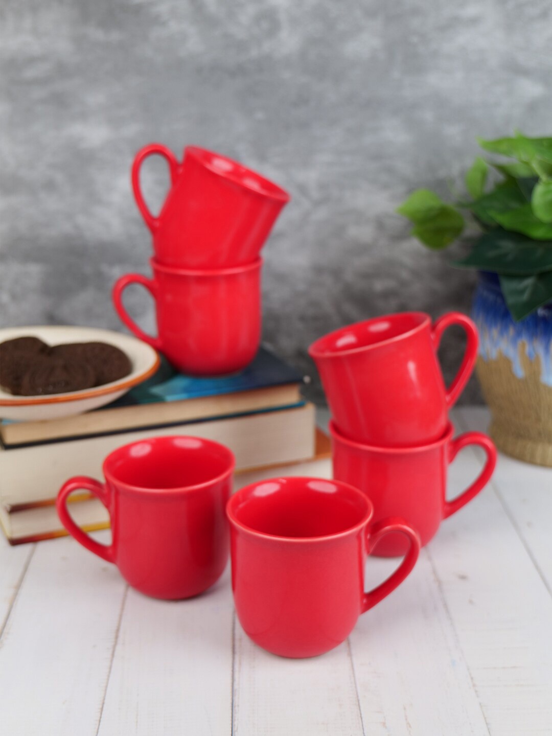 

VarEesha Red 6 Pcs Solid Ceramic Glossy Mugs 150 ml Each