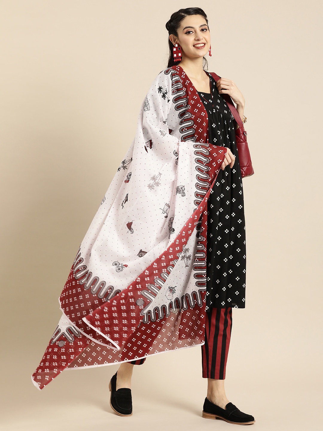 

Anouk Women Printed Regular Pure Cotton Kurta with Trousers & With Dupatta, Maroon