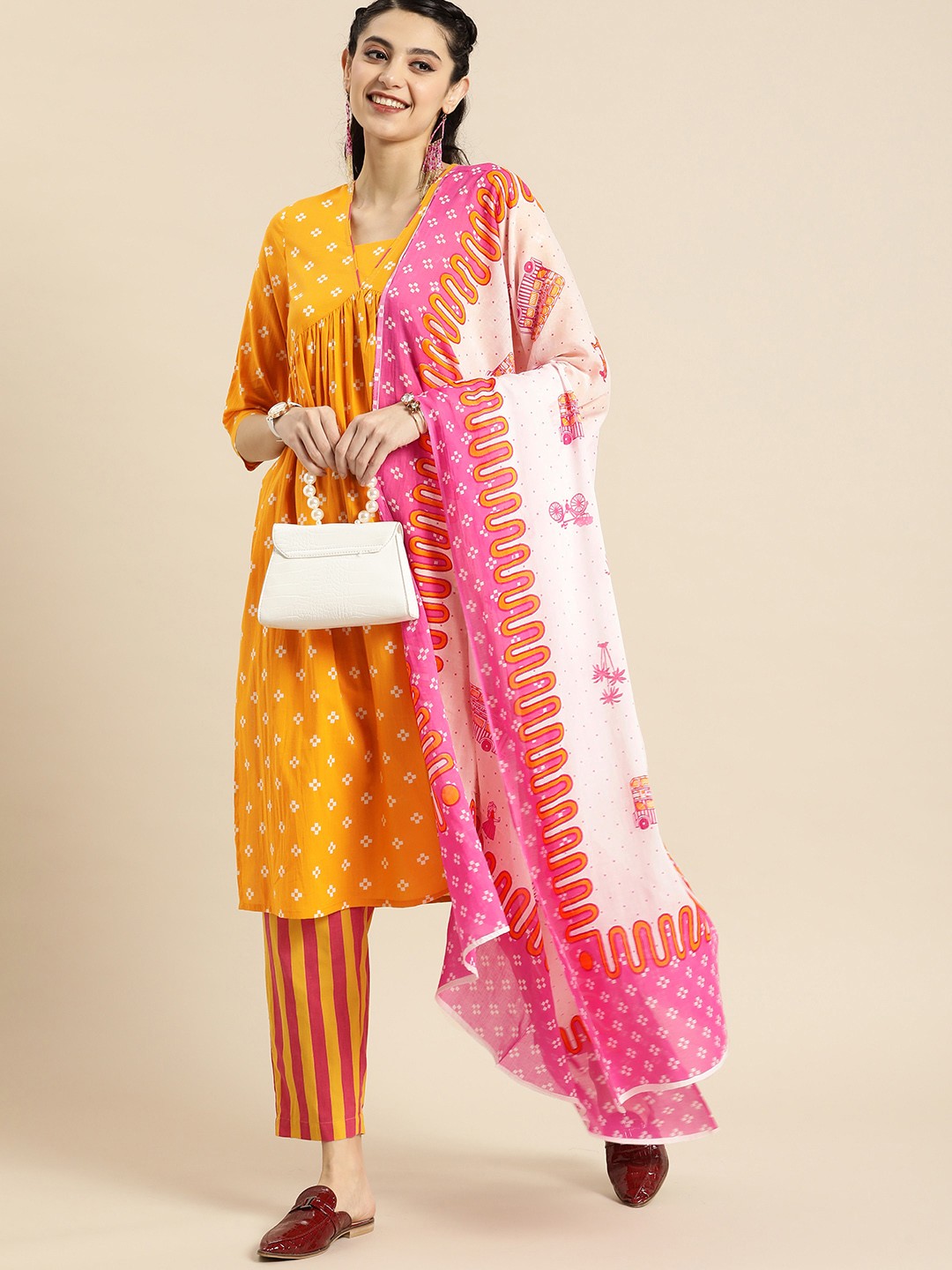 

Anouk Women Printed Regular Pure Cotton Kurta with Trousers & With Dupatta, Yellow