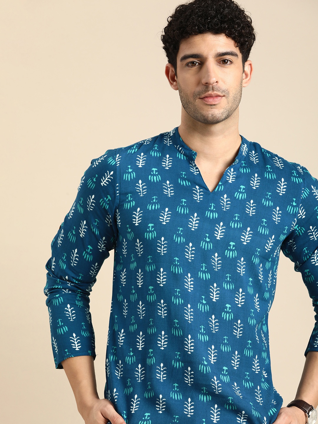 

Anouk Men Floral Printed Long Sleeves Short Kurta, Blue