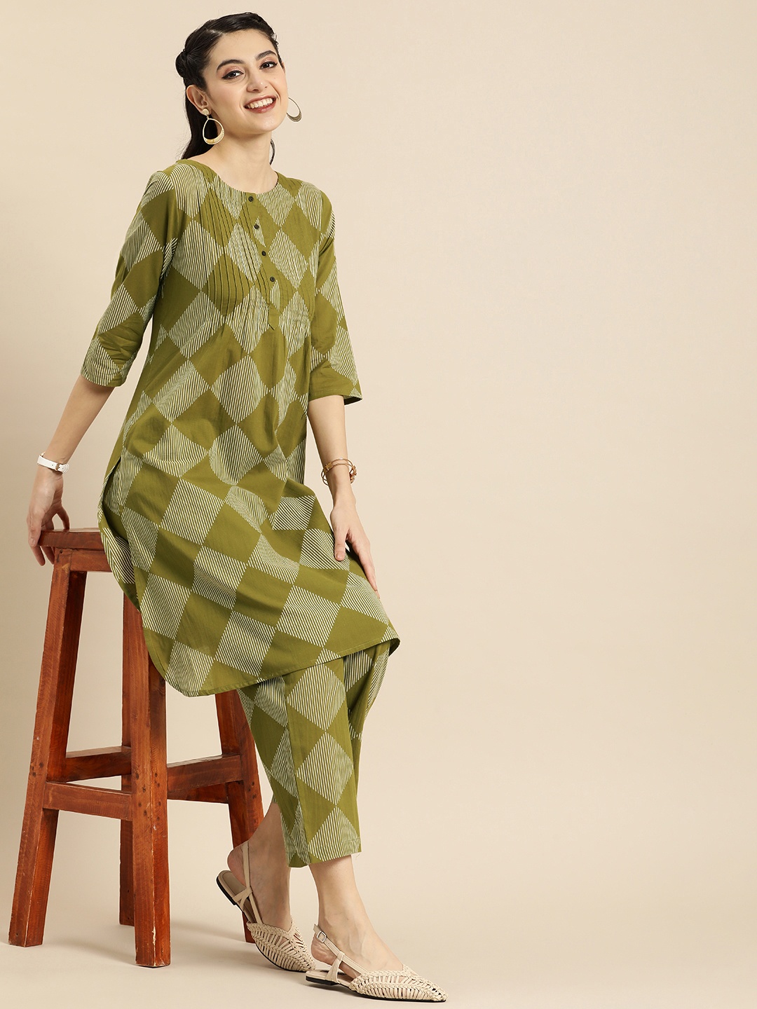 

Anouk Women Printed Regular Pure Cotton Kurta with Trousers, Olive