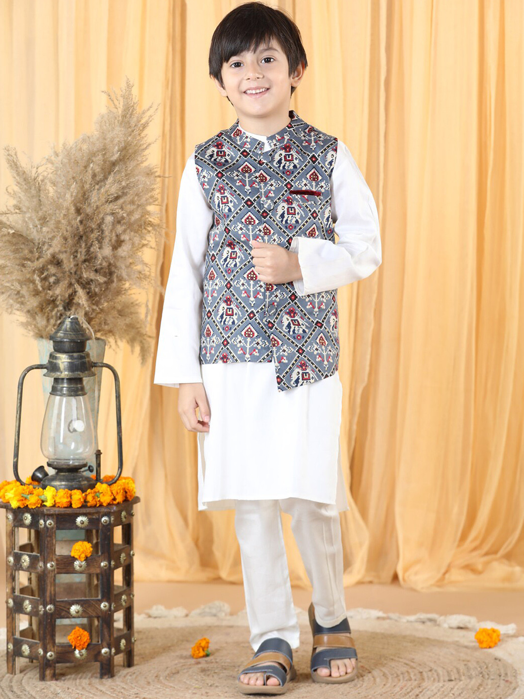 

PICCOLO Boys Pure Cotton Kurta with Pyjamas & Printed Nehru Jacket, Cream