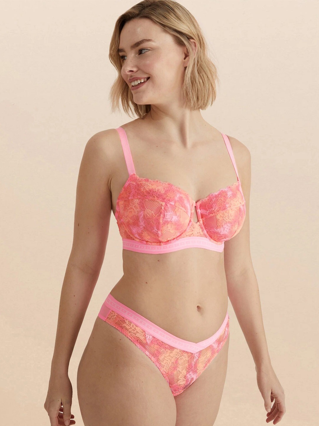 

Marks & Spencer Floral Underwired Bra, Pink