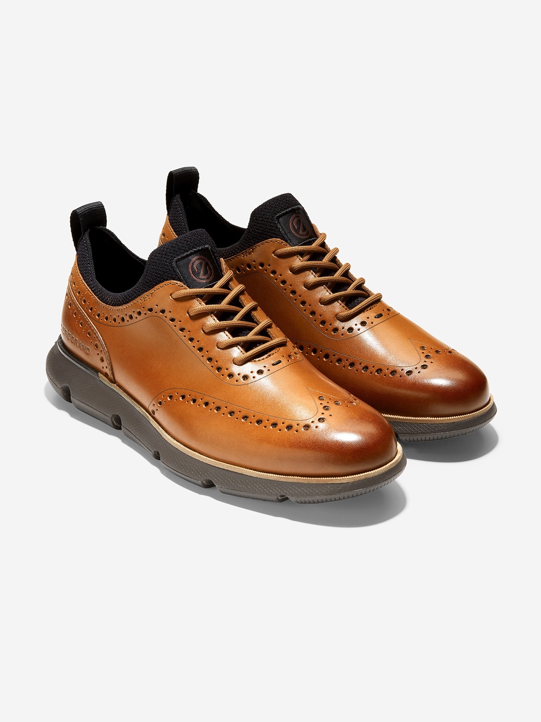 

Cole Haan TAN Men 4ZG WINGTIP OXFORD