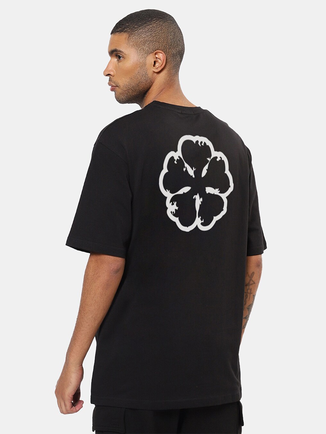 

Mad Over Print Men Anime Black Clover Cotton Printed Oversized T-shirt