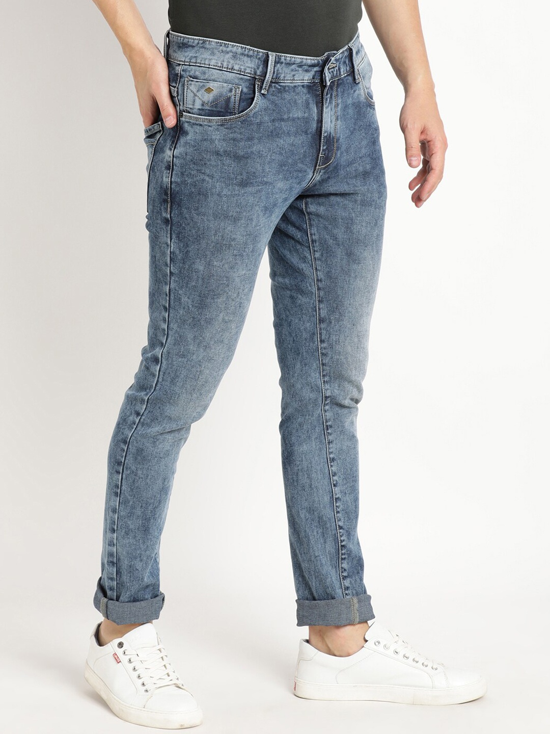 

Indian Terrain Men Brooklyn Slim Fit Heavy Fade Pure Cotton Jeans, Blue