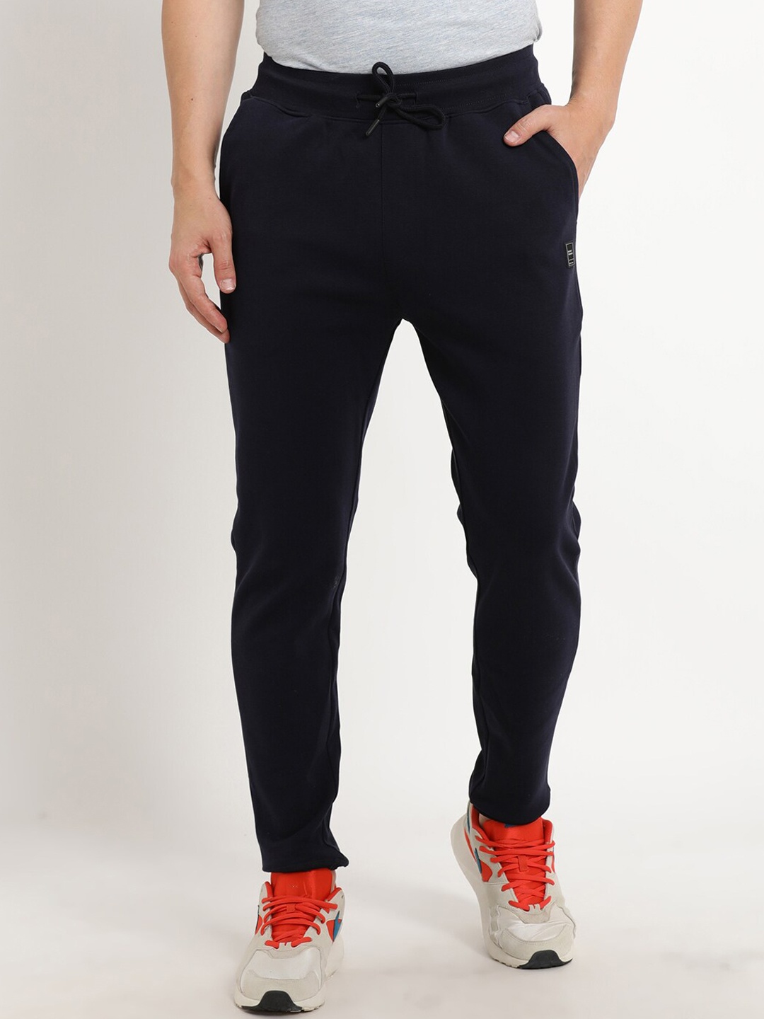 

Indian Terrain Men Slim-Fit Cotton Joggers, Navy blue