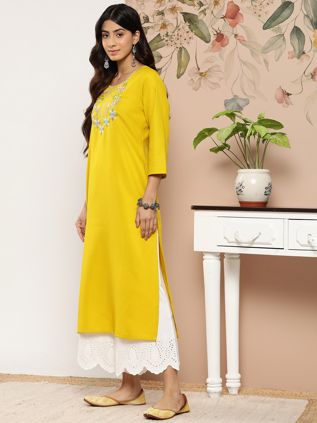 

Varanga Women Floral Embroidered Thread Work Kurta, Mustard