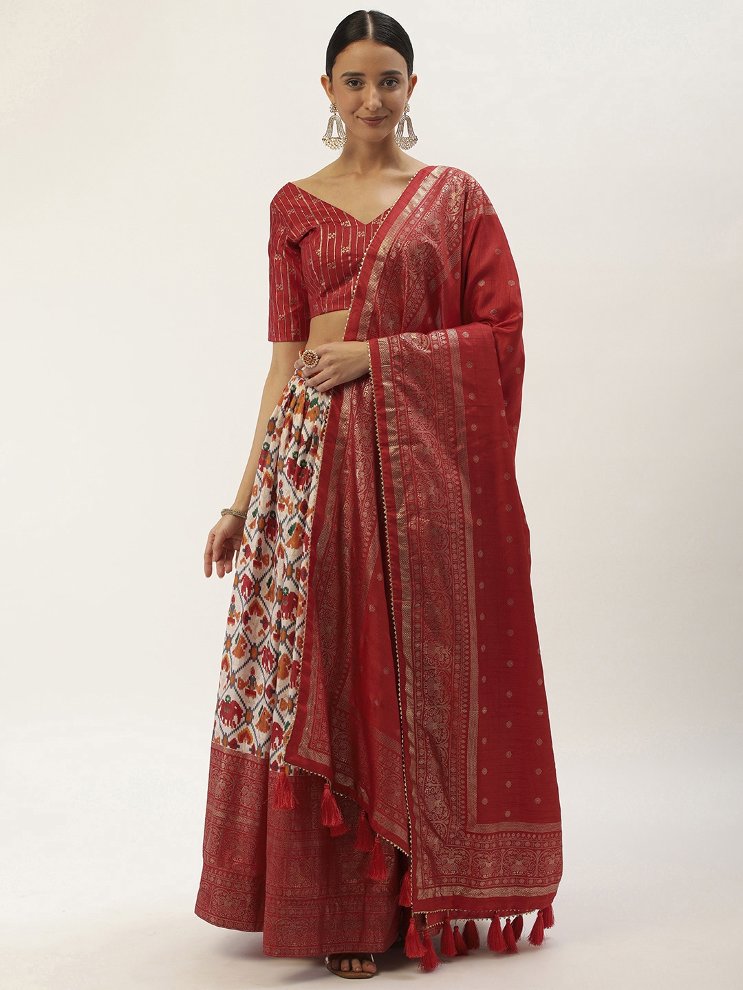 

LOOKNBOOK ART Dola Silk With Foil & Patola Print Lehenga Choli, Red