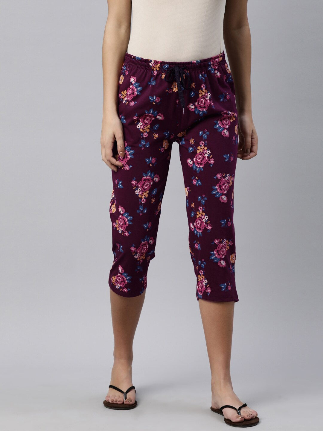 

Kryptic Women Printed Cotton Capris, Burgundy