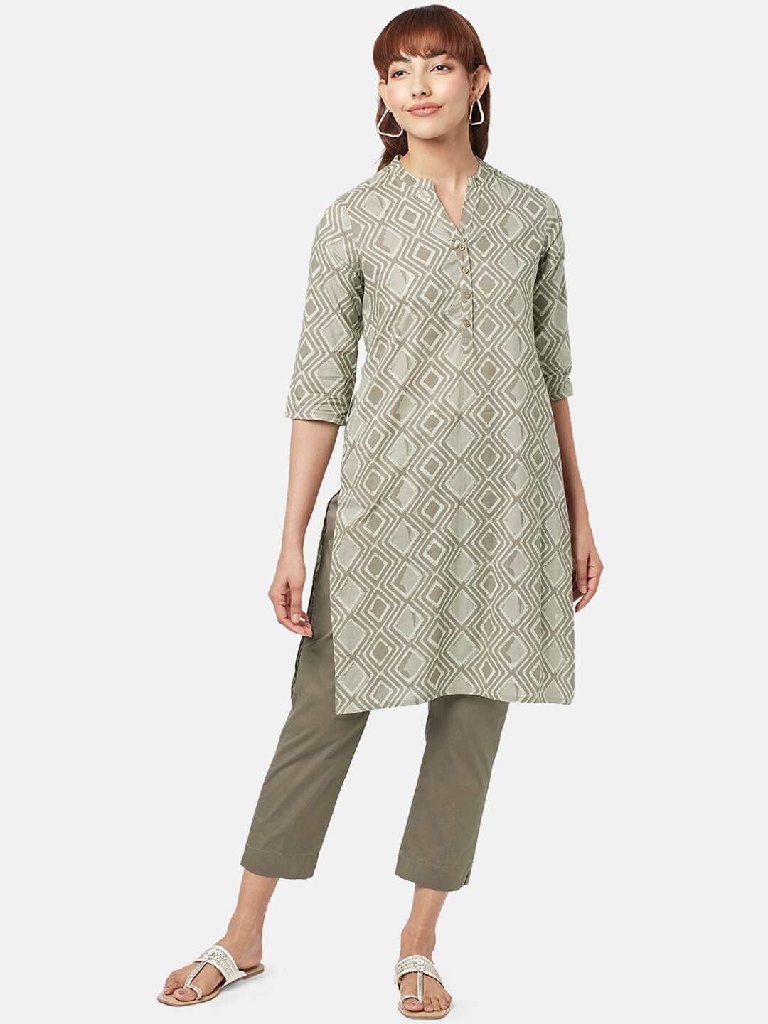 

RANGMANCH BY PANTALOONS Women Geometric Printed Kurta, Grey