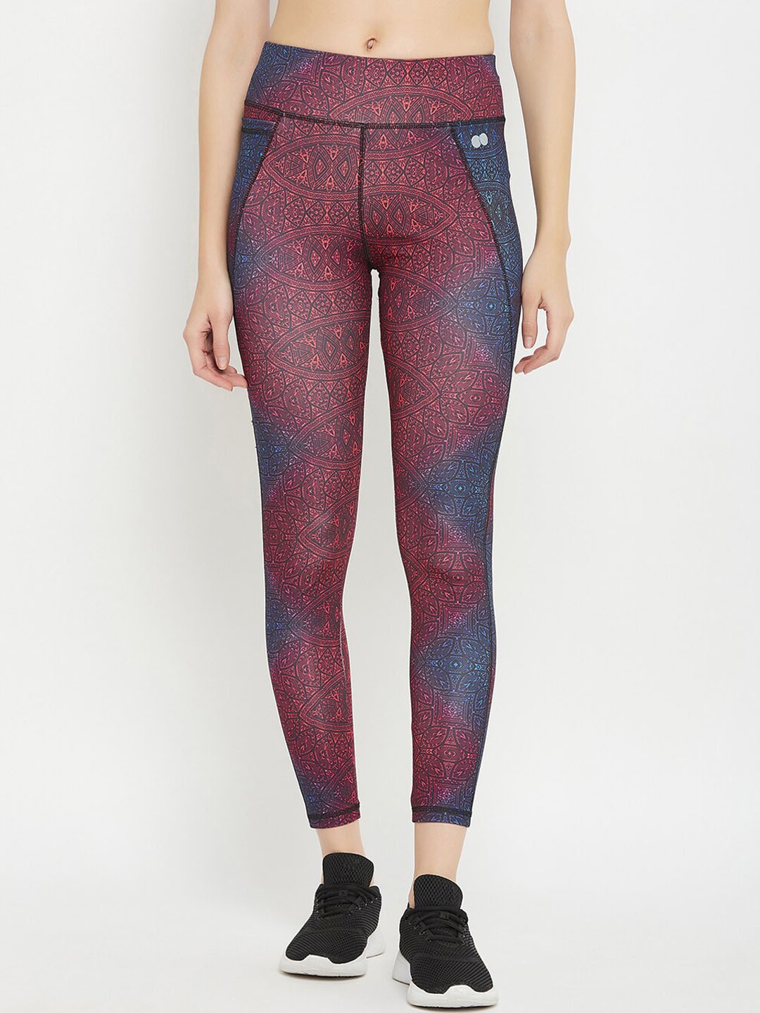 

Clovia High Rise Printed Active Tights with Side Pocket, Red