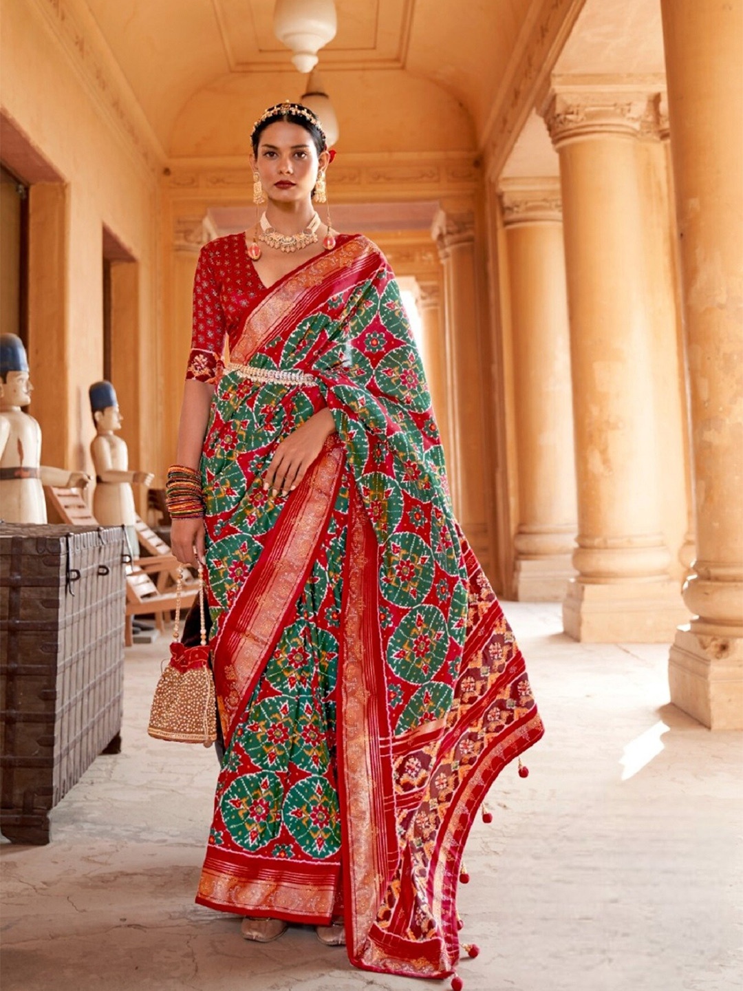 

Mitera Floral Zari Pure Silk Patola Saree, Red