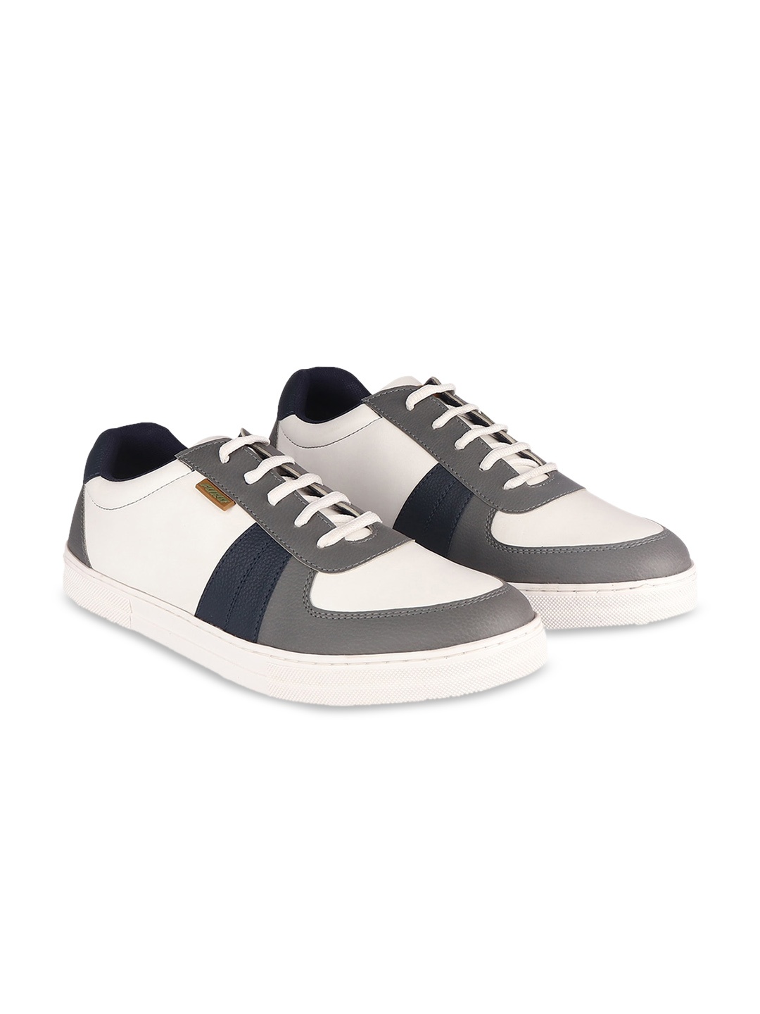 

FURO by Red Chief Men Colourblocked Lightweight Sneakers, Grey