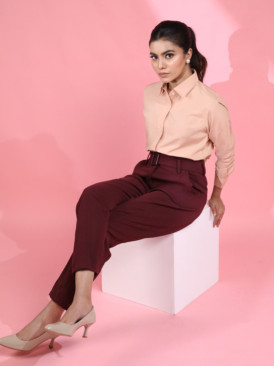 

Dlanxa Women Mid Rise Cigarette Trousers, Maroon