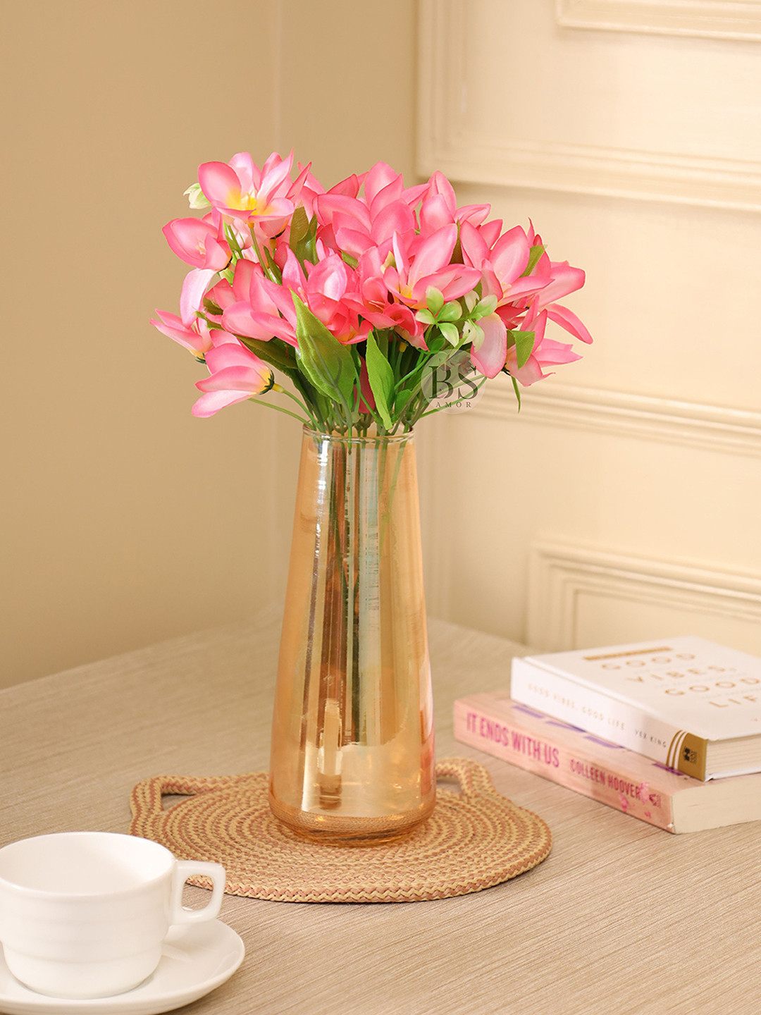 

BS AMOR Light Pink Artificials Flowers With Glass Vase