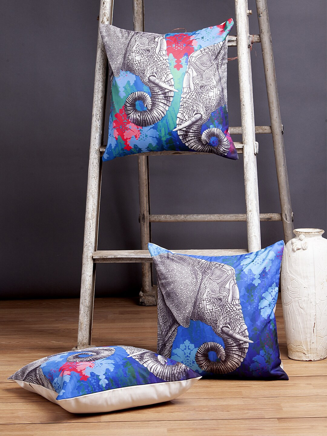 

NISRAG HOME Blue & Grey 3 Pcs Elephant Square Cushion Cover